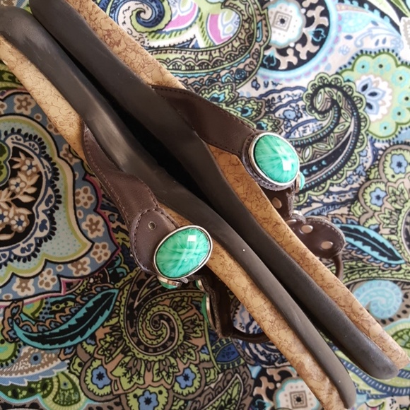 Kenneth Cole reaction brown turquoise tong sandals - Picture 4 of 4